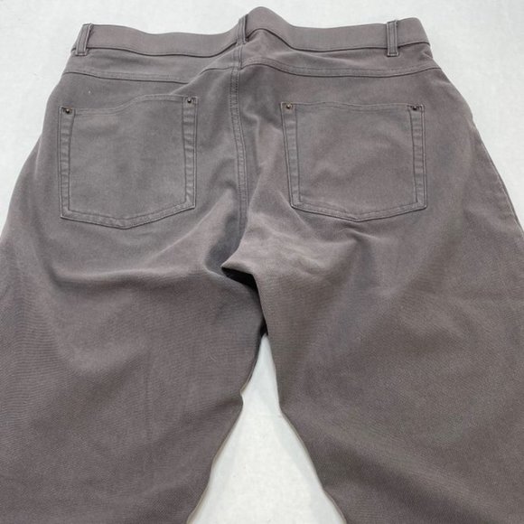 HUE Women's Casual Leggings - Gray - Size L - 30W x 28L - EUC - Picture 5 of 5